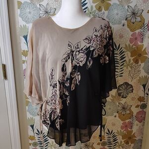 Adrianna Papell Floral Black and Cream Beaded Silk Women's Top Size 10